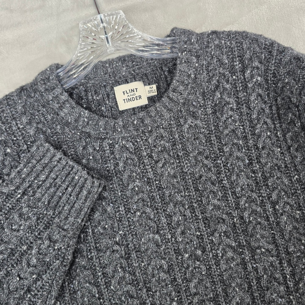 Flint and Tinder Wool Cable Knit Sweater Mens Medium Gray Speckled Crewneck New